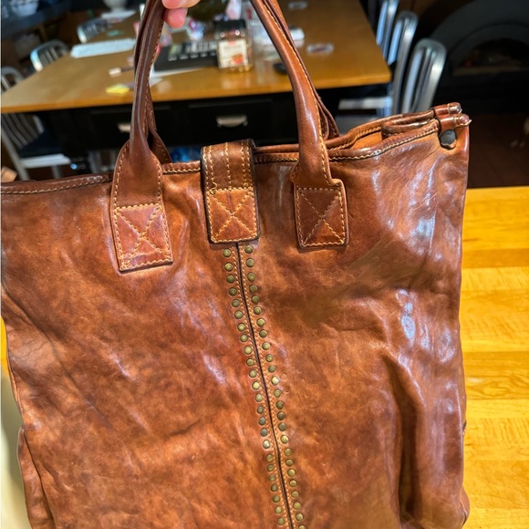 Campomaggi leather bag in brown made for Jigsaw store in San Francisco - Picture 2 of 3